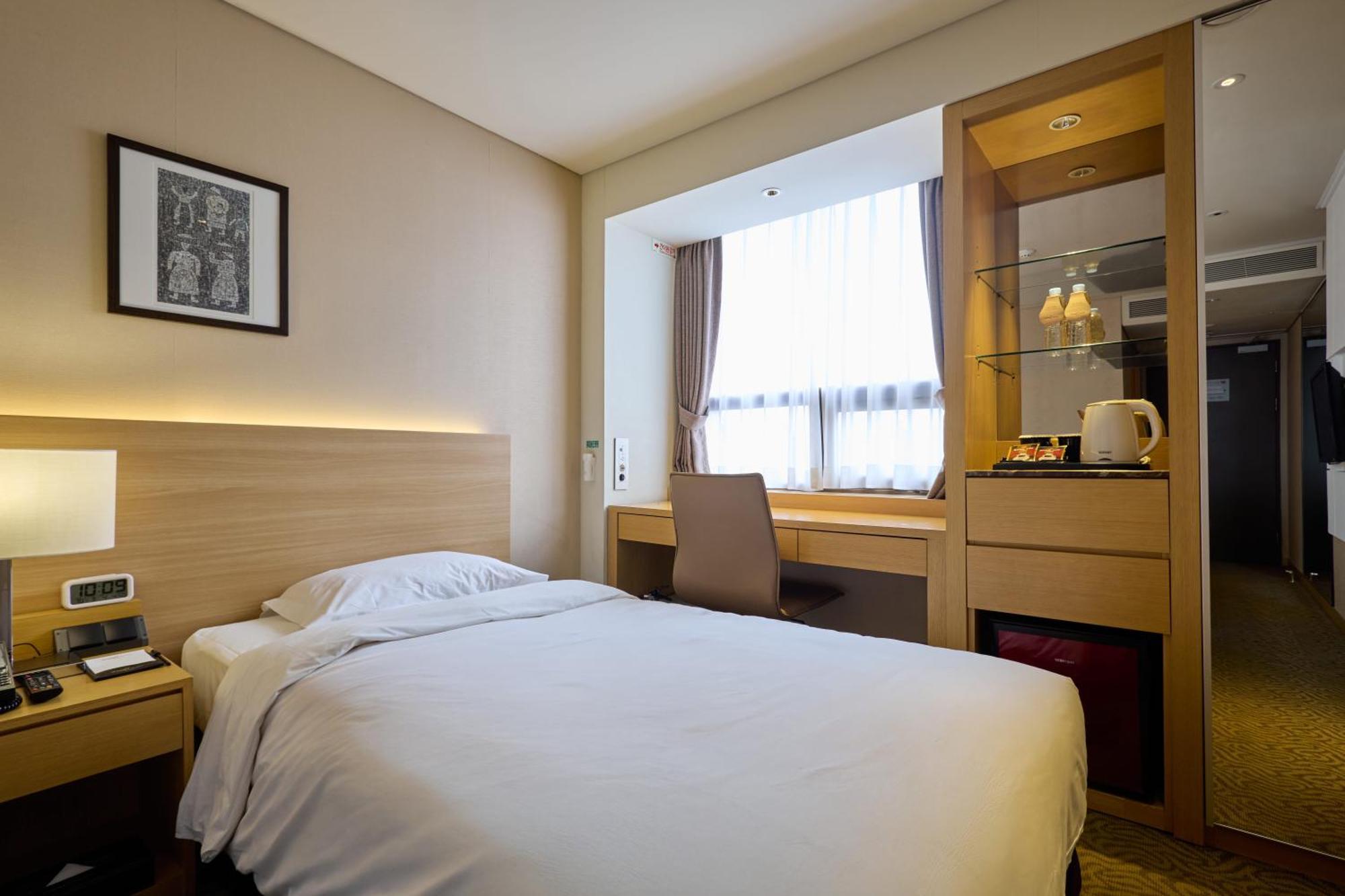 Summit Hotel Seoul Dongdaemun Exterior photo